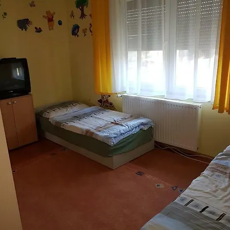 Maison d'hôtes Marika Apartman *