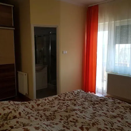 Marika Apartman Maison d'hôtes Alsópáhok