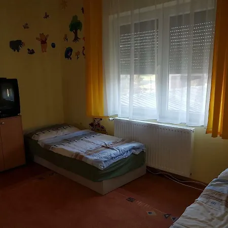 Marika Apartman Maison d'hôtes *